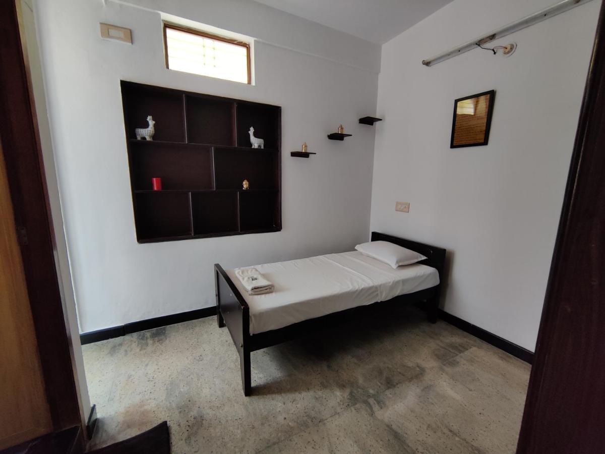 Yoga House Leilighet Vanivilasa Puram Eksteriør bilde